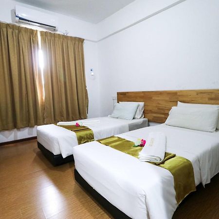 Am Transit Inn, 쿠알라트렝가누 외부 사진